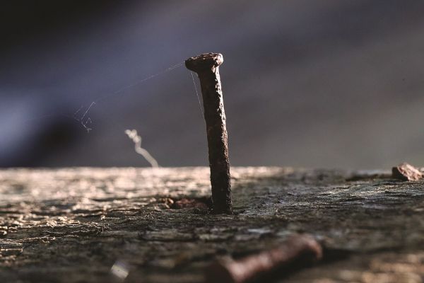 Rdzawy gwóźdź: Jak zacząć z Rustem w jądrze Linuksa